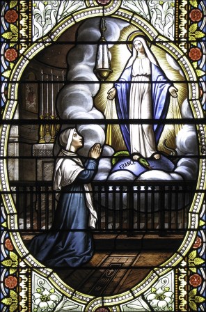 성녀 가타리나 라부레와 성모 발현_photo by Lawrence OP_in the parish church of Lourdes.jpg